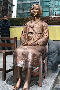 statue01.jpg